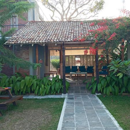 N 34 Hotel Mirissa Bagian luar foto