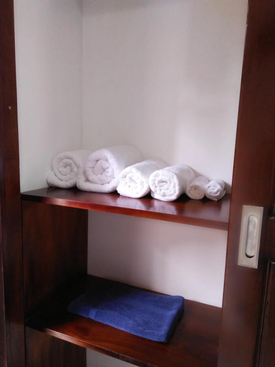N 34 Hotel Mirissa Bagian luar foto